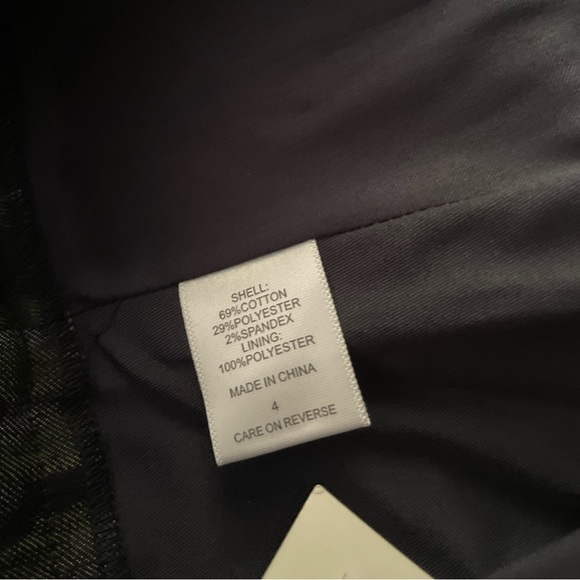 7 Avenue New York & CO Women’s Size 4 straight & pencil Skirt Blue Cotton. - Picture 8 of 8